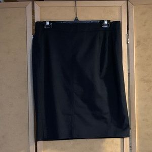A-K-R-I-S punto Black Skirt
